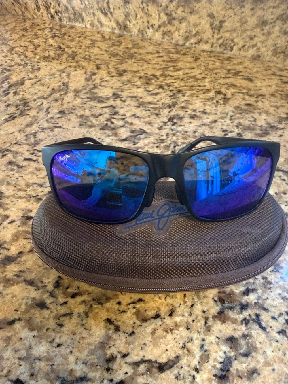Maui Jim Red Sands Sunglasses with Blue Hawaii lens